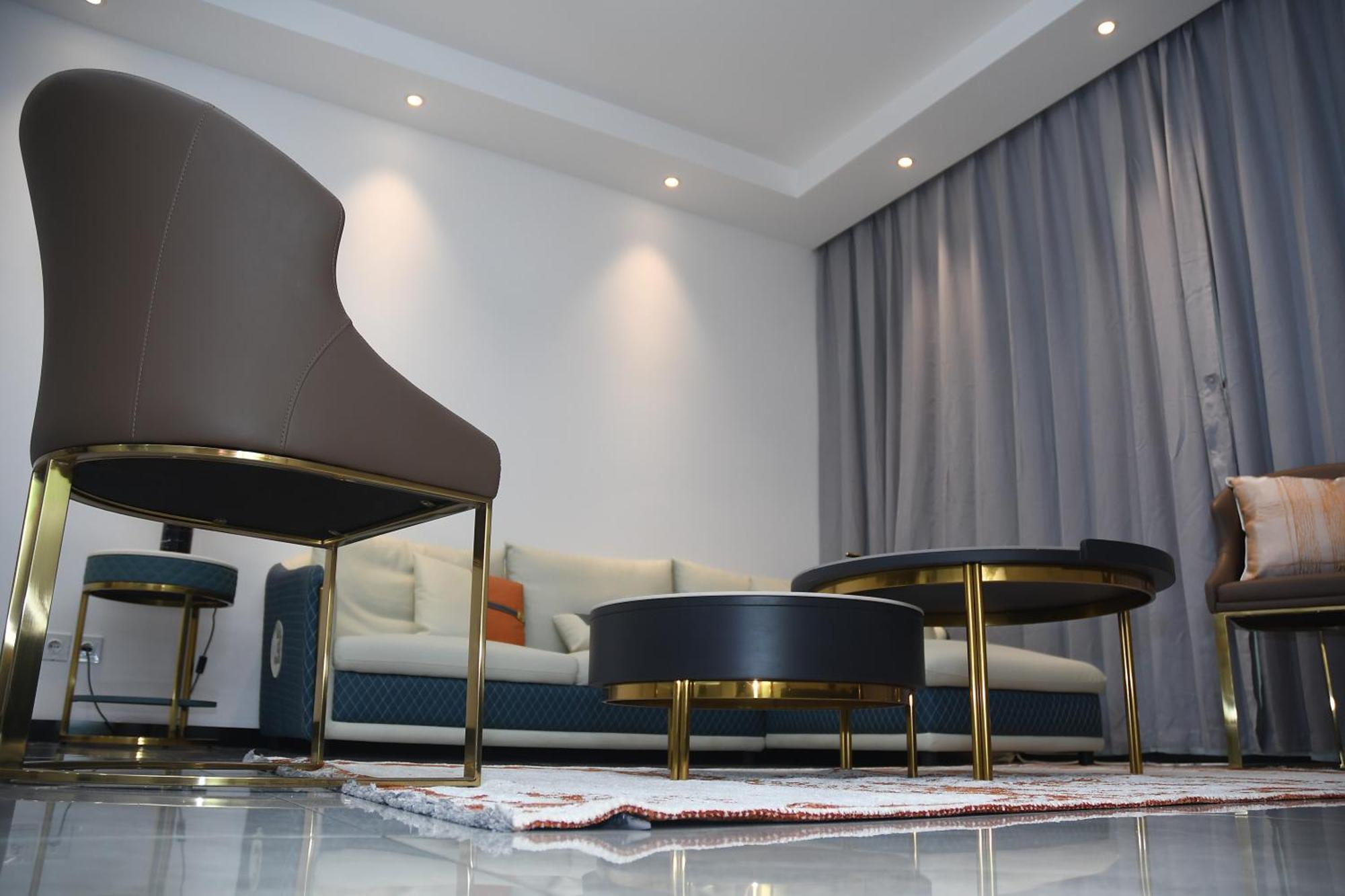 Gracey Concierge Apartments - Avenue Uvira Kinshasa Bagian luar foto