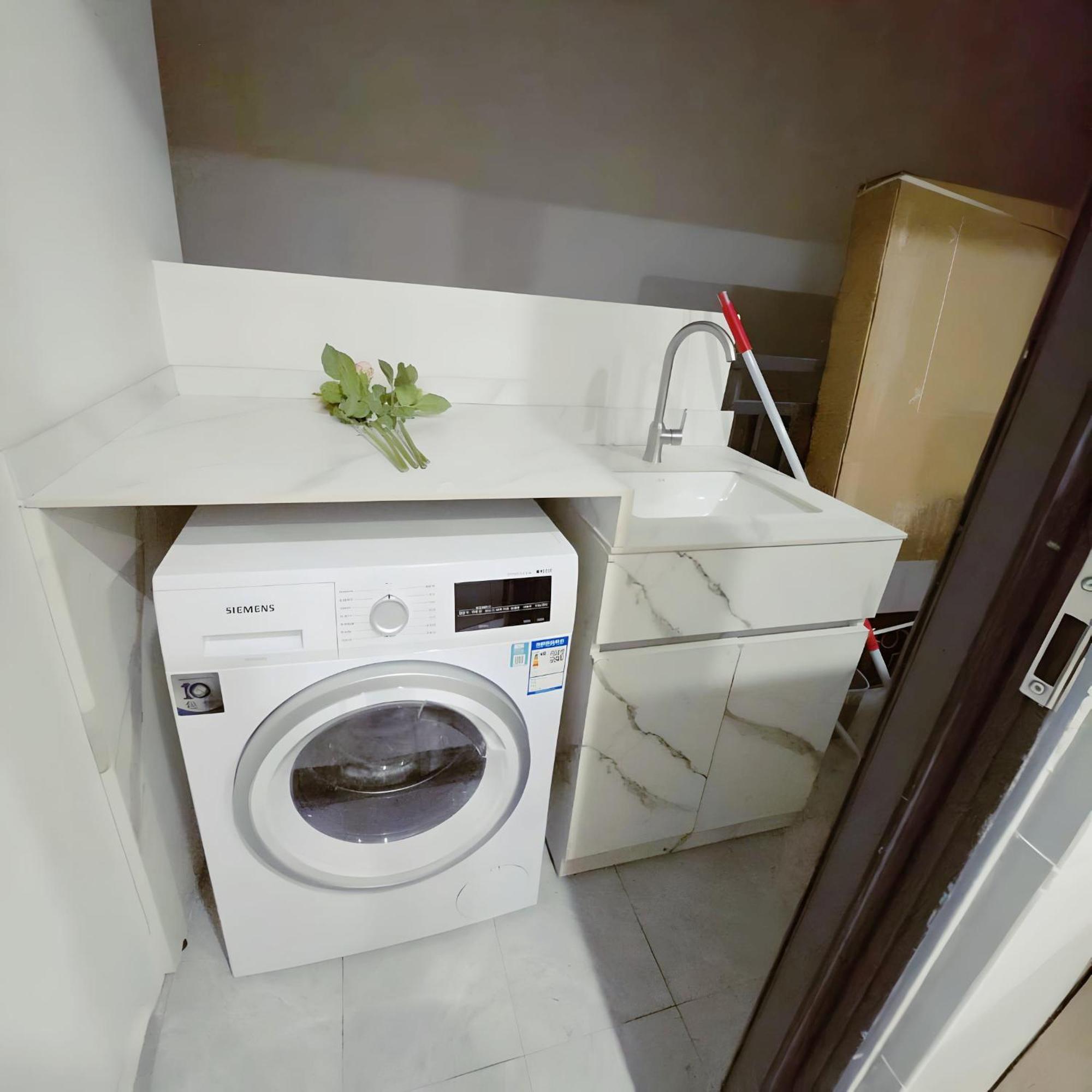 Gracey Concierge Apartments - Avenue Uvira Kinshasa Bagian luar foto